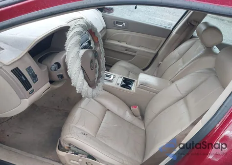 2005 Cadillac Sts V8 z USA, uszkodzony, nr VIN 1G6DC67A050121101